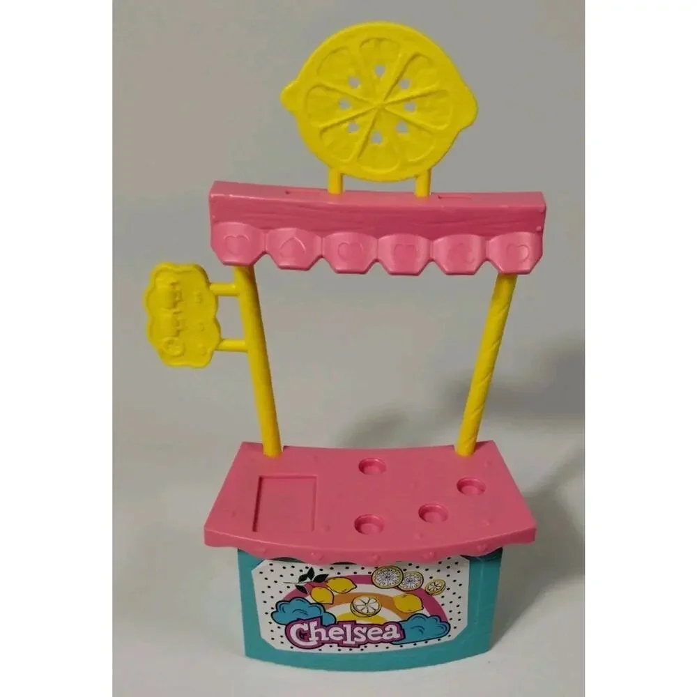 Mattel Chelsea Lemonade Stand with Doll 2021